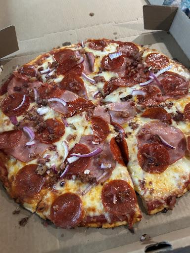Outlaw Pizza